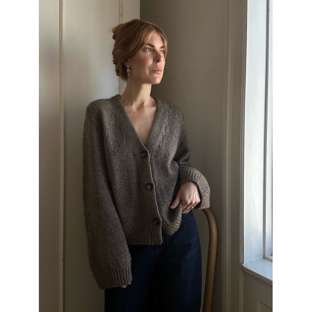 Cardigan No. 10 - Strikkekit fra My Favourite Things Knitwear str. L