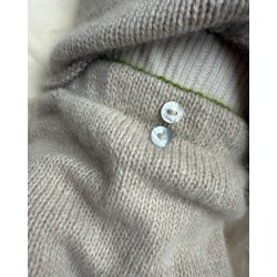 Cleo Baby Set - Strikkeopskrift fra PetiteKnit