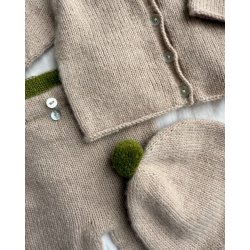 Cleo Baby Set - Strikkeopskrift fra PetiteKnit