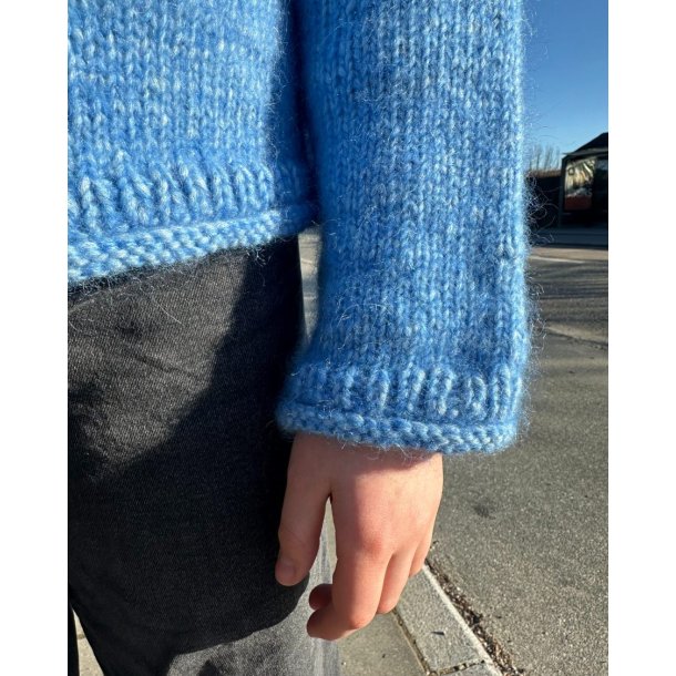 Cloud Sweater Junior i Kos - Petiteknit strikkekit