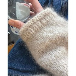 Cloud Sweater - strikkeopskrift fra PetiteKnit