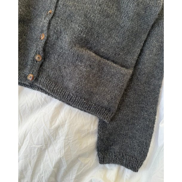 Copenhagen Cardigan - strikkeopskrift fra PetiteKnit