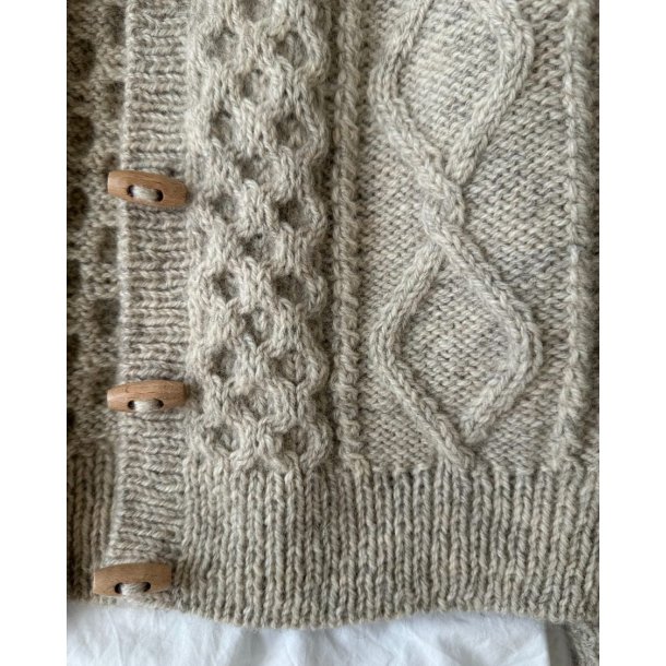 Dagmar Jacket strikkekit fra Petiteknit