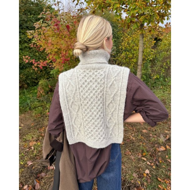 Dagmar neck - Strikkekit fra PetiteKnit