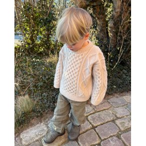 Dagmar Sweater Junior Peer Gynt  - Strikkekit fra PetiteKnit