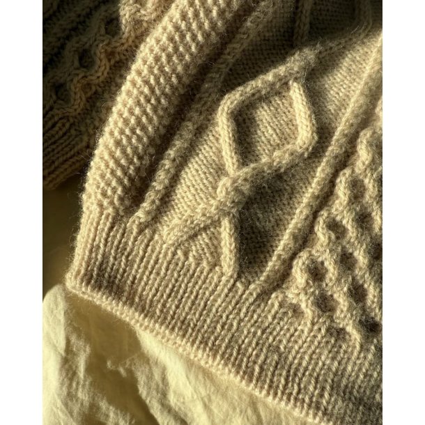 Dagmar Sweater Junior Peer Gynt  - Strikkekit fra PetiteKnit