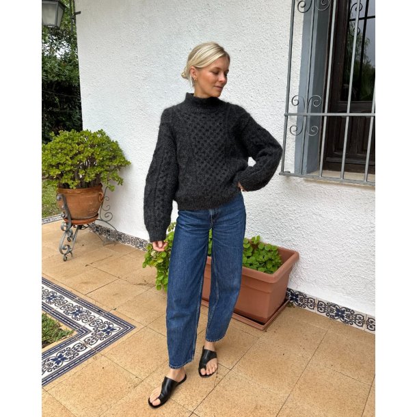 Dagmar Sweater strikkeopskrift fra Petiteknit