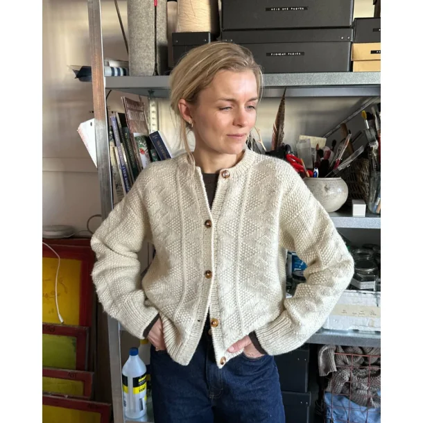 Esther Jacket - PetiteKnit strikkeopskrift