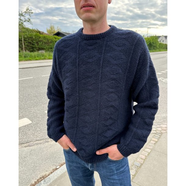 Esther Sweater Man - Strikkeopskrift af Petiteknit