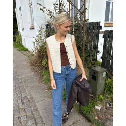 Esther Vest - Strikkeopskrift fra PetiteKnit