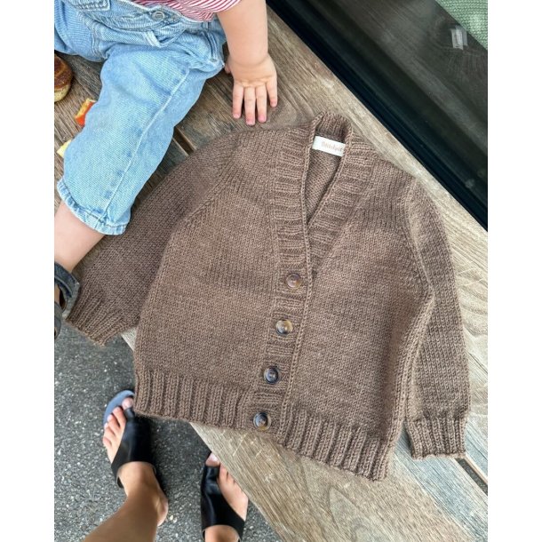 Eva Cardigan Junior - PetiteKnit strikkekit
