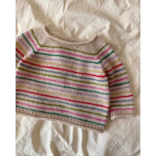 Frankie Sweater Baby - Strikkeopskrift fra PetiteKnit