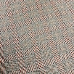 Gennemvvet viskose med tern pr. 0,25 m.