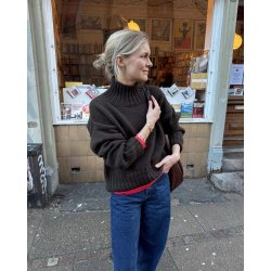 Hannah Sweater O-Neck strikkekit fra Petiteknit