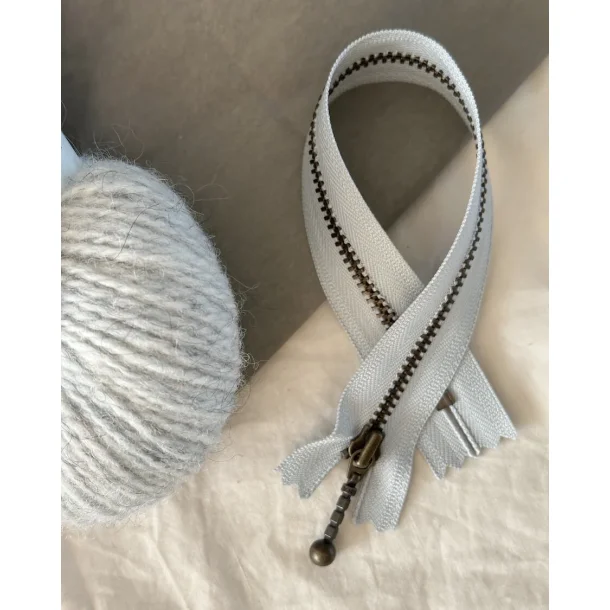 Lynl�s fra PetiteKnit, 23 cm i flere farver, til bl.a. Honey Purse and Washbag