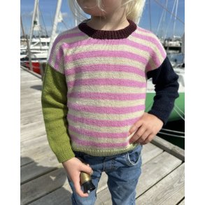 Holger Bluse - Strikkeopskrift af Petiteknit