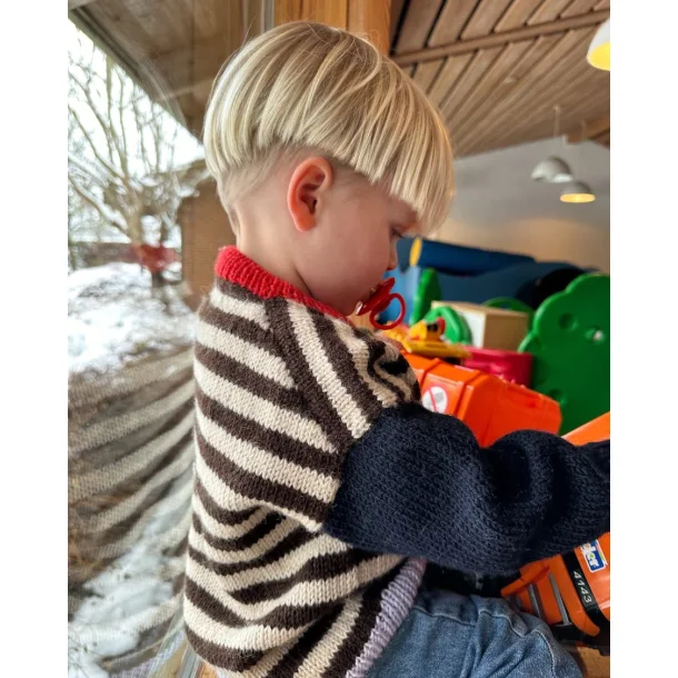 Holger Sweater - PetiteKnit strikkeopskrift