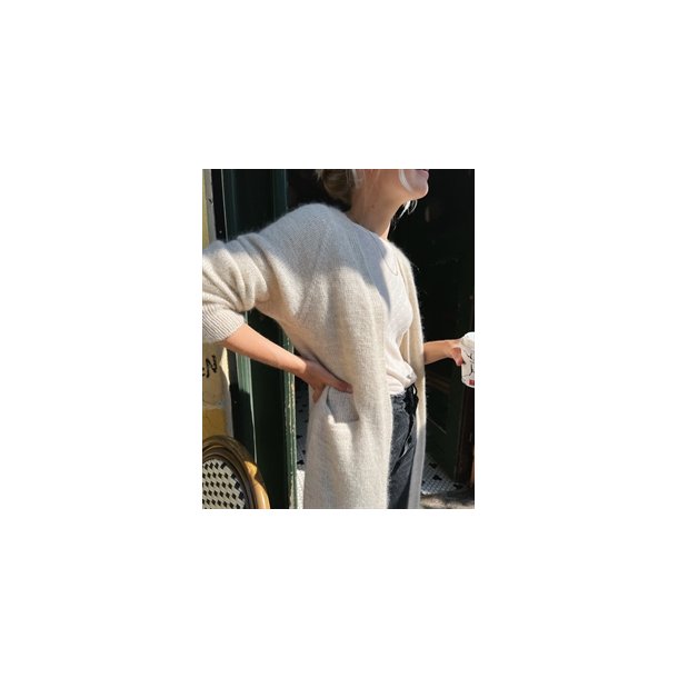 Ingen Dikkedarer Cardigan - PetiteKnit strikkekit