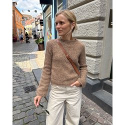 Ivy Sweater - Strikkeopskrift fra PetiteKnit