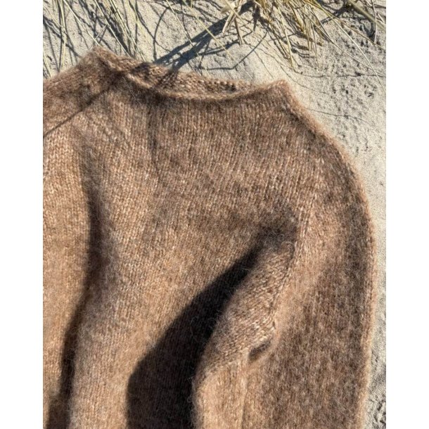 Ivy Sweater - Strikkeopskrift fra PetiteKnit