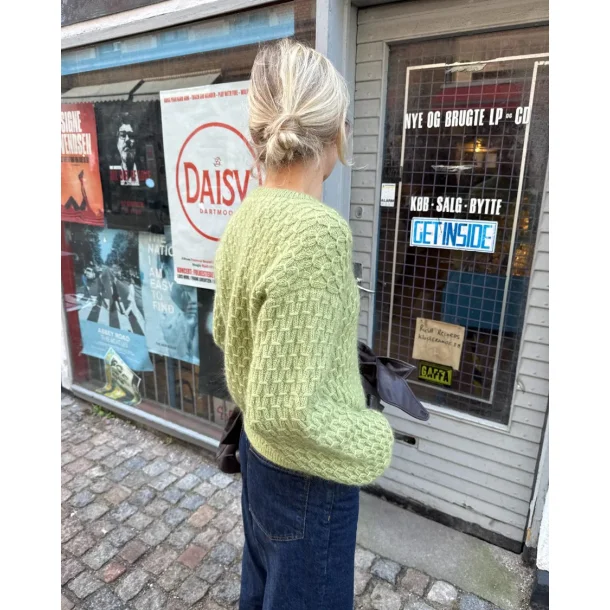 Jenny Blouse strikkekit fra Petiteknit