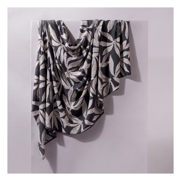 Kaola Viskose Deep Charcoal pr 0,25 m. - Atelier Brunette