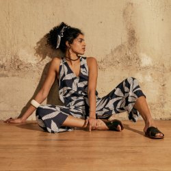 Kaola Viskose Deep Charcoal pr 0,25 m. - Atelier Brunette