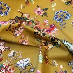 Karrygul bomuld med blomster - pr. 0,25 meter 