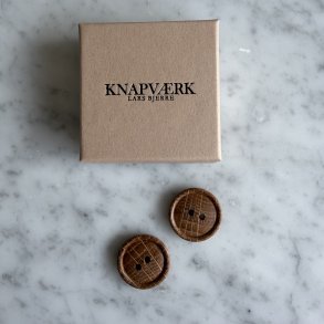 KNAPV�RK � Mol� tr�knap i eg � 18 mm - pr. stk.