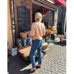 Kumulus Bluse O-Neck - strikkeopskrift fra PetiteKnit