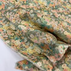 Liberty bomuld i grn med gule og rosa blomster  - pr. 0,25 meter 