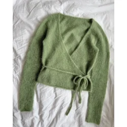 Lucy Wrap - Strikkekit fra PetiteKnit (Le petite silk mohair)