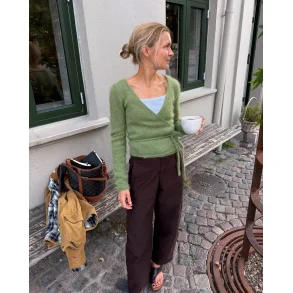 Lucy Wrap - Strikkekit fra PetiteKnit