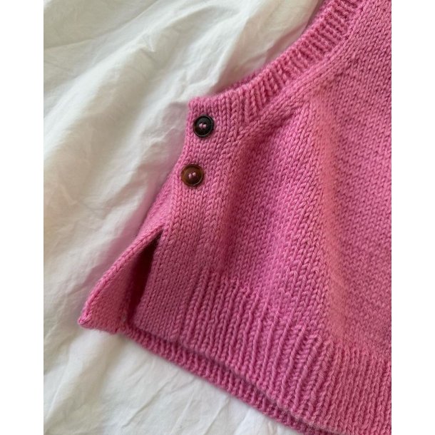 Lulu Slipover Junior - strikkeopskrift fra PetiteKnit