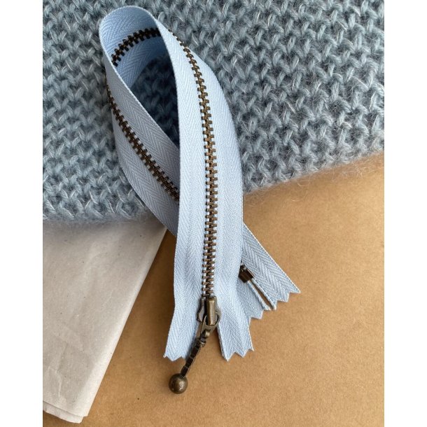 Lynl�s fra PetiteKnit, 23 cm i flere farver, til bl.a. Honey Purse and Washbag