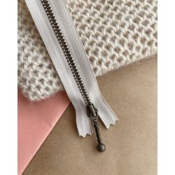 Lynls fra PetiteKnit, 17 cm i flere farver, til bl.a. Honey Clutch og Honey Purse Medium