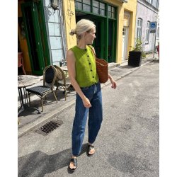 Maggie vest - Strikkekit fra PetiteKnit