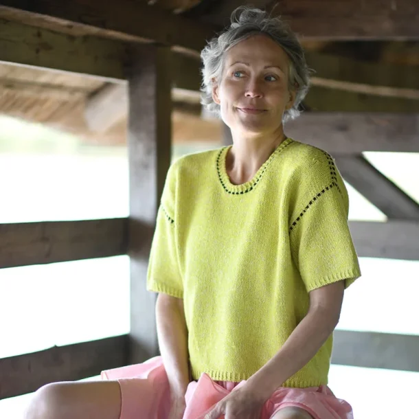 MONO Tee Version 2 -  Strikkekit fra Anne Ventzel