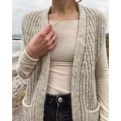 November Vest - Strikkekit fra Petiteknit