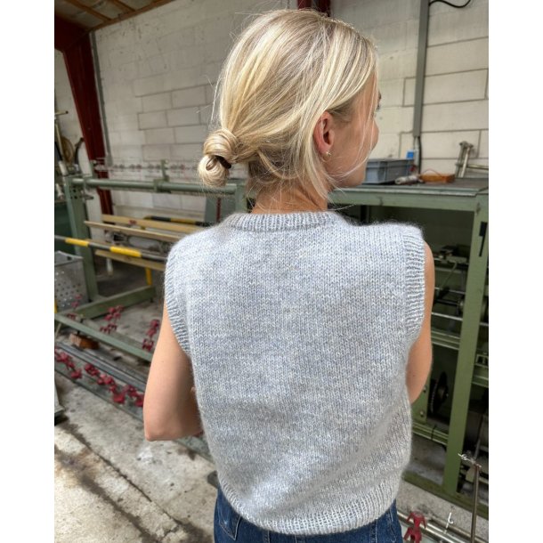 Novice Slipover - PetiteKnit strikkekit i Peer Gynt og Tynn Silk Mohair