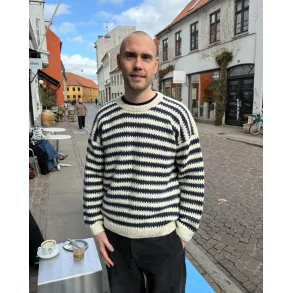 Otto Sweater Man strikkekit fra Petiteknit
