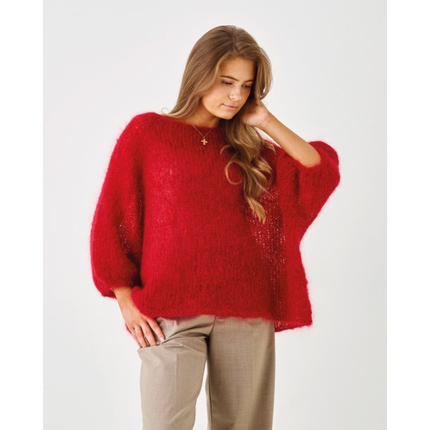Oversized Raglanbluse - Strikkekit med Bella garn by Permin
