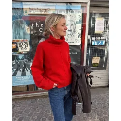 Scarlet Sweater - Strikkeopskrift fra PetiteKnit