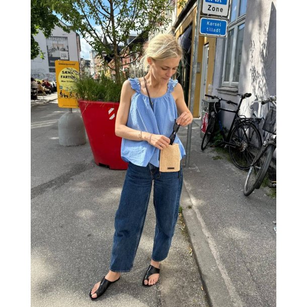 Sienna Bag strikkeopskrift af Petiteknit