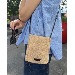 Sienna Bag strikkeopskrift af Petiteknit