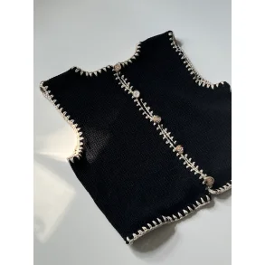 Deima's Crochet top - strikkekit fra DeimaKnitWear