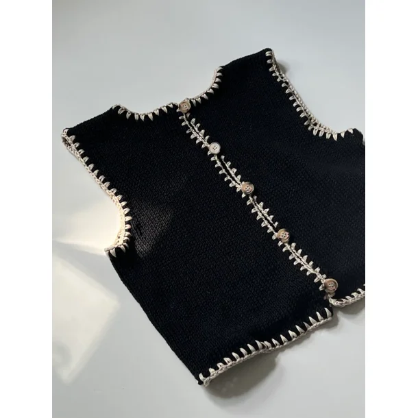 Deima's Crochet top - strikkekit fra DeimaKnitWear str. 2-3