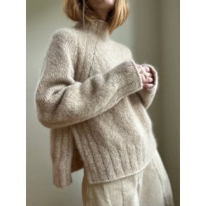 Sweater no. 33 strikkekit fra My Favourite Things Knitwear 
