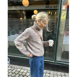 Terrazzo Sweater - strikkeopskrift fra PetiteKnit