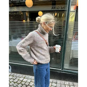 Terrazzo Sweater - strikkeopskrift fra PetiteKnit